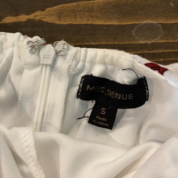 Romper - Picture 2 of 2